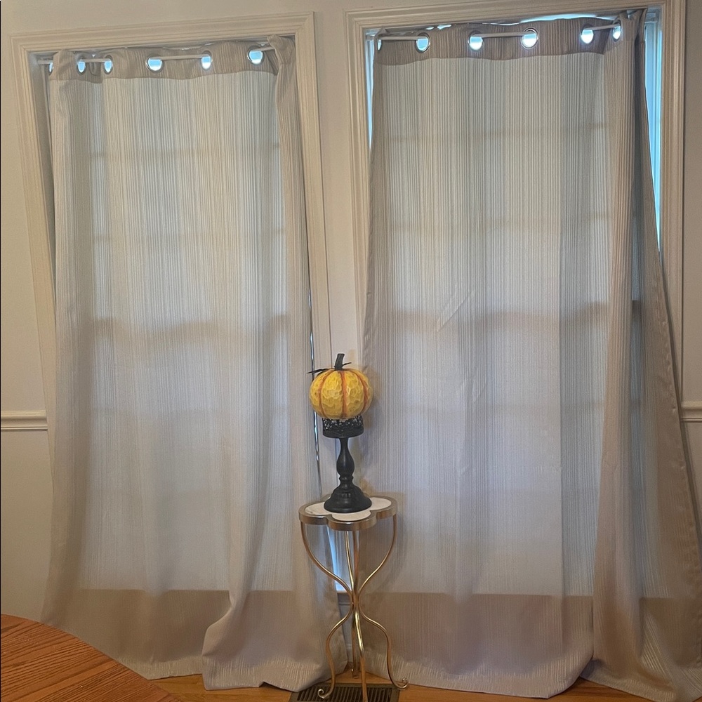 Elegant classic long curtains